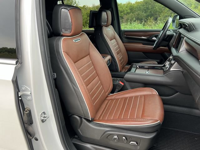 Used 2024 GMC Yukon Denali Ultimate image 24