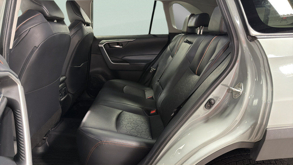 Used 2020 Toyota RAV4 Adventure w/ Convenience Package AWD/4WD image 36