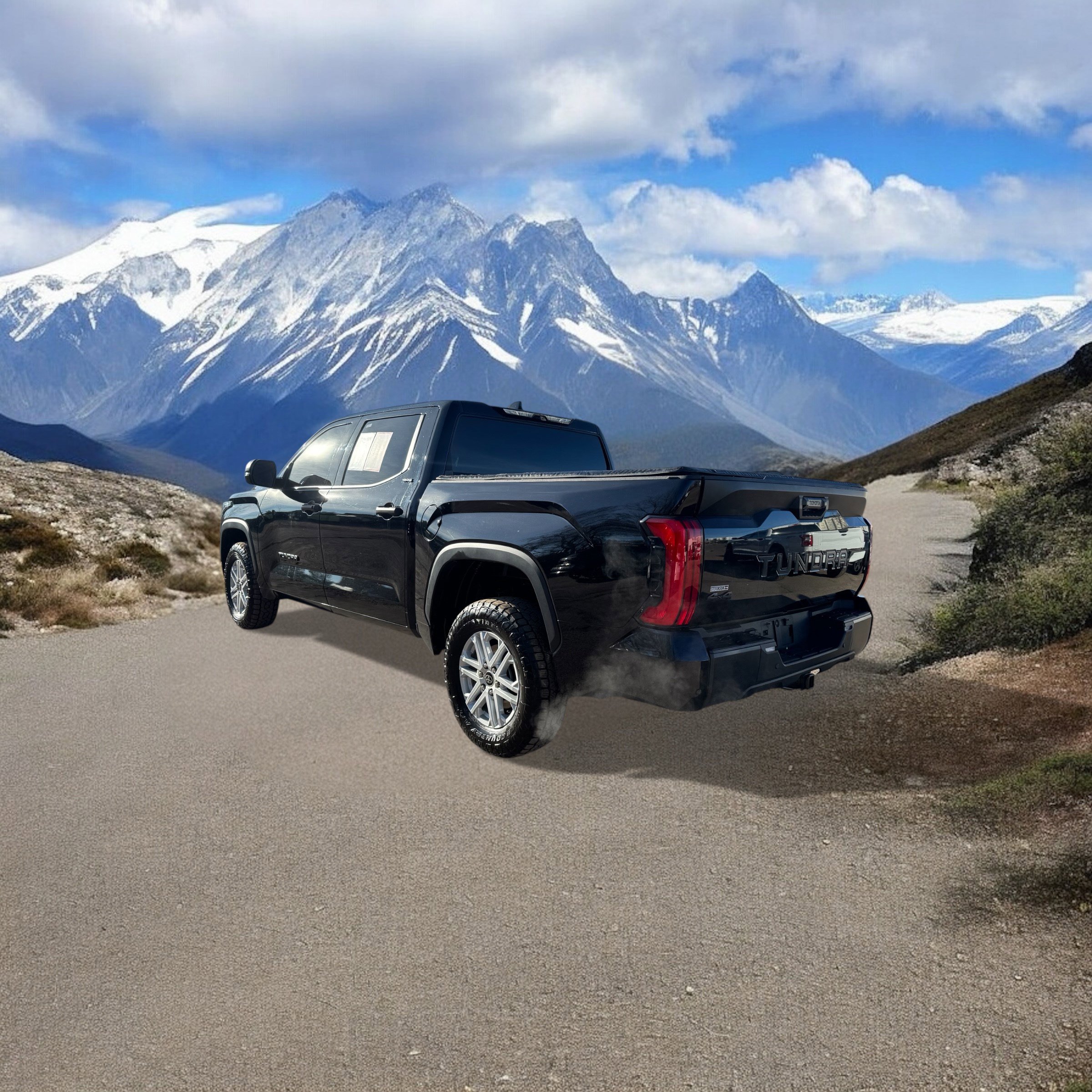 Used 2023 Toyota Tundra SR5 image 3