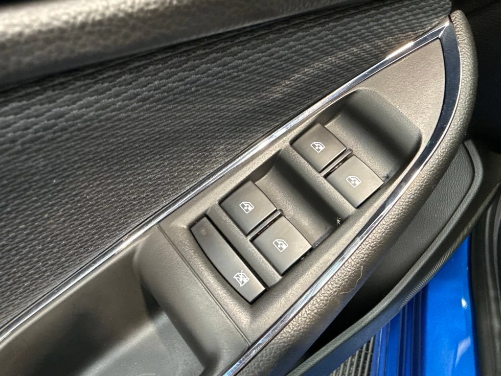 Used 2017 Chevrolet Cruze LT FWD image 15