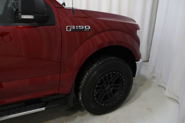 Used 2017 Ford F150 XLT w/ Equipment Group 302A Luxury AWD/4WD image 35