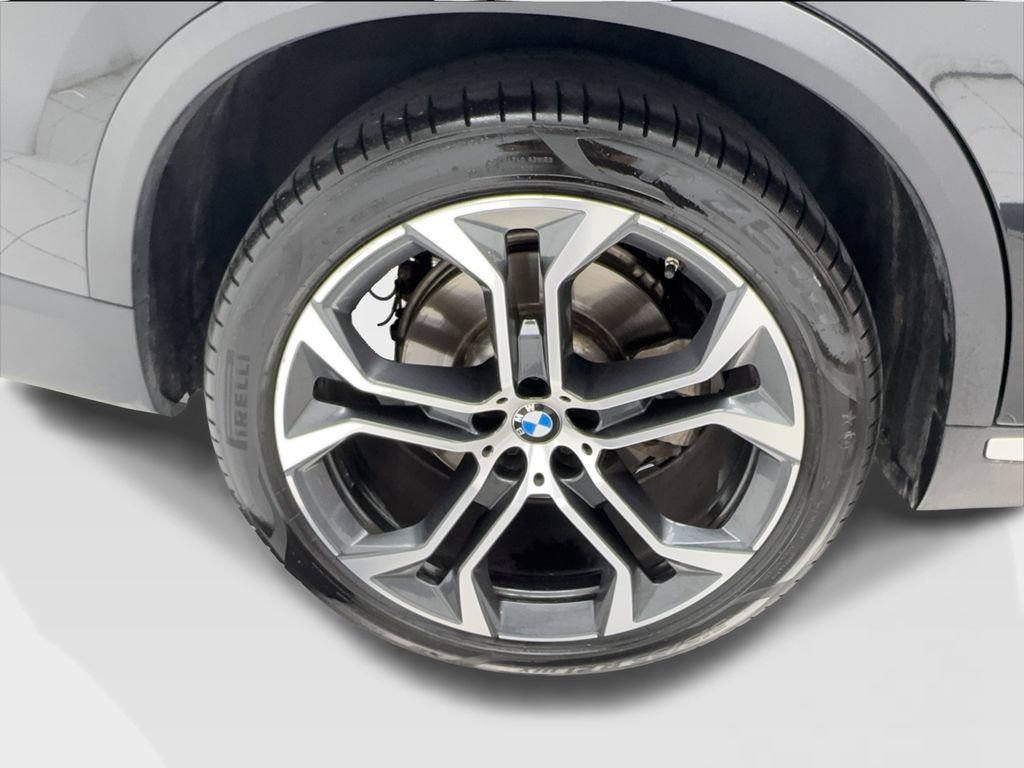 Used 2022 BMW X5 sDrive40i w/ Premium Package RWD image 14