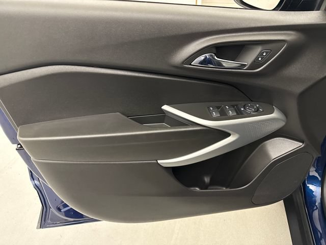 Certified 2024 Chevrolet Trax LS FWD image 12