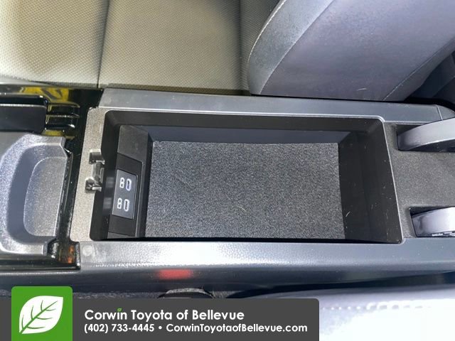 Used 2024 Toyota Prius Limited w/ Limited Premium Package image 26