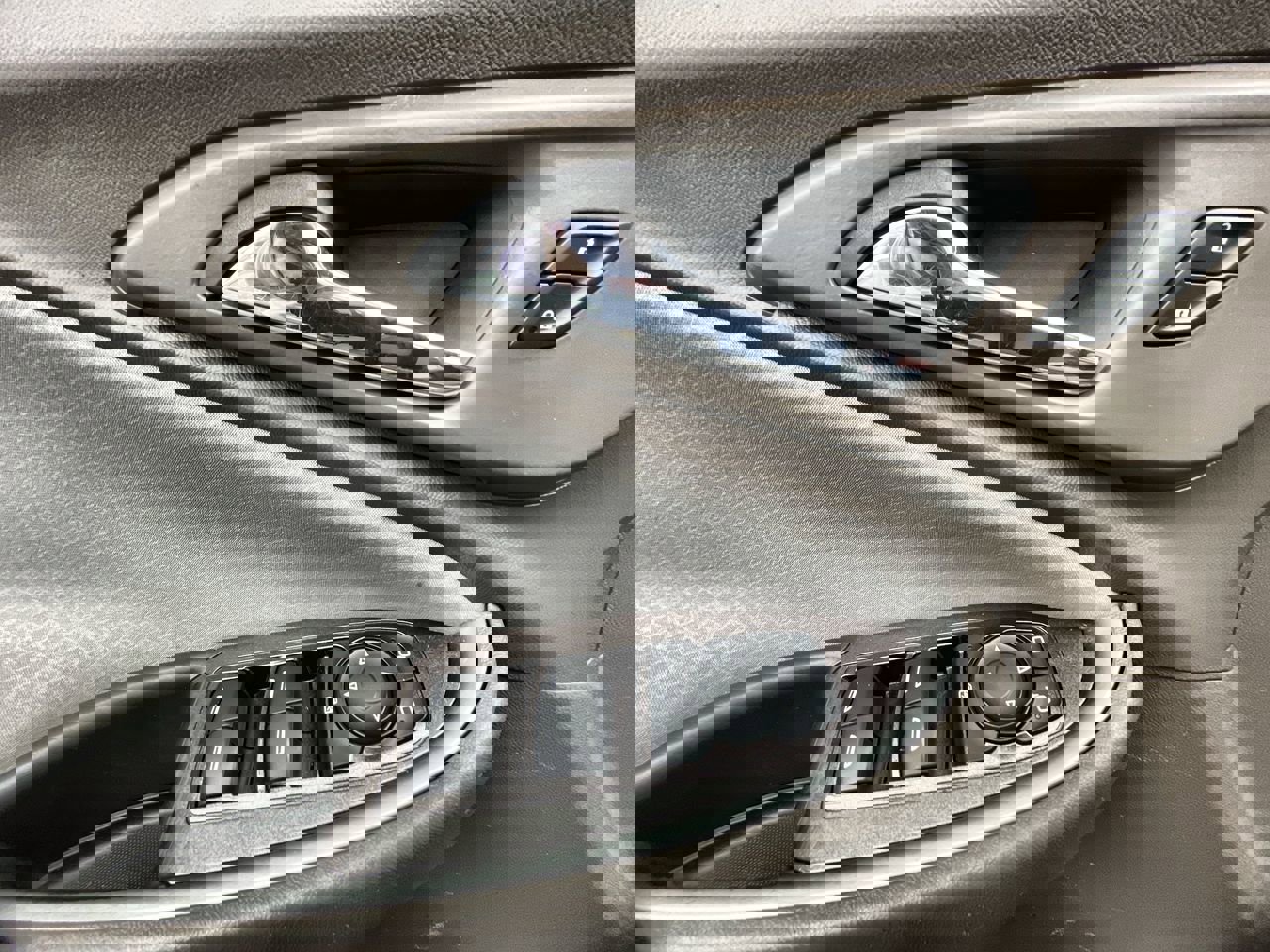 Used 2020 Chevrolet Malibu LS w/ Driver Confidence Package II image 22