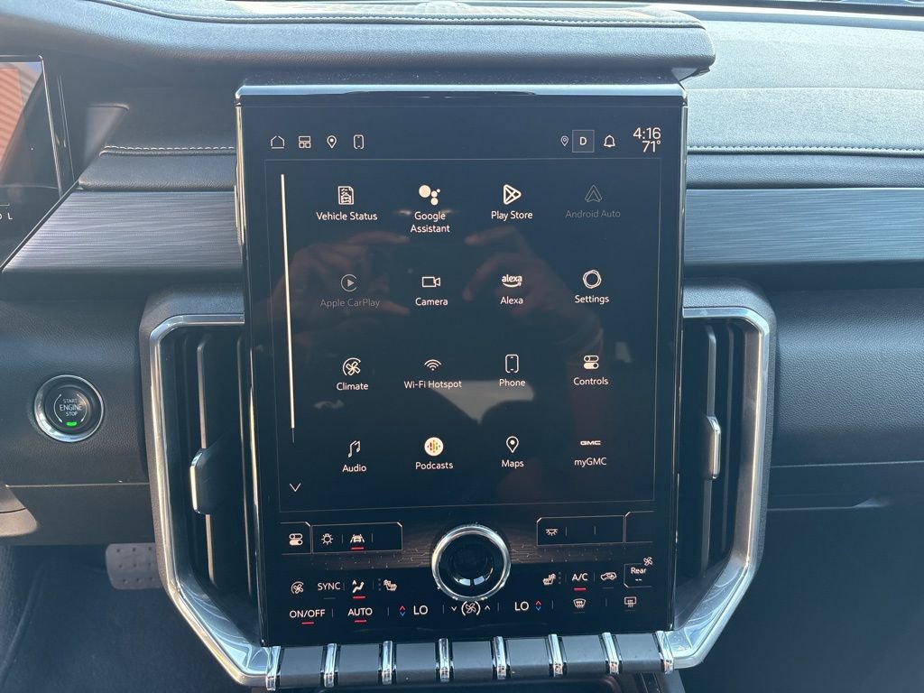 Used 2024 GMC Acadia Elevation image 19