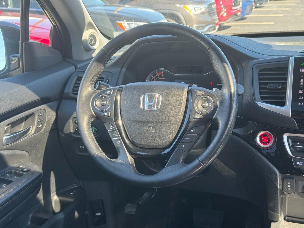 Used 2016 Honda Pilot Touring image 19