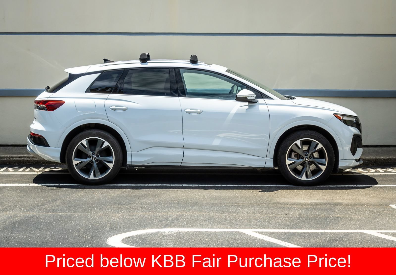 Used 2022 Audi Q4 e-tron Premium Plus AWD/4WD image 9