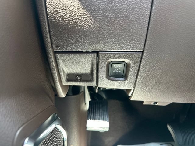 New 2027 RAM 3500 Laramie AWD/4WD image 29