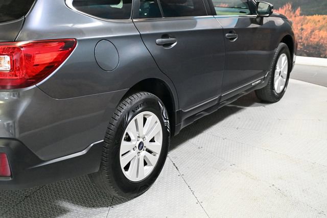 Used 2019 Subaru Outback 2.5i Premium AWD/4WD image 9