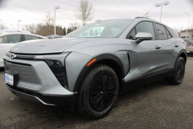 New 2025 Chevrolet Blazer EV LT w/ Super Cruise Package image 3