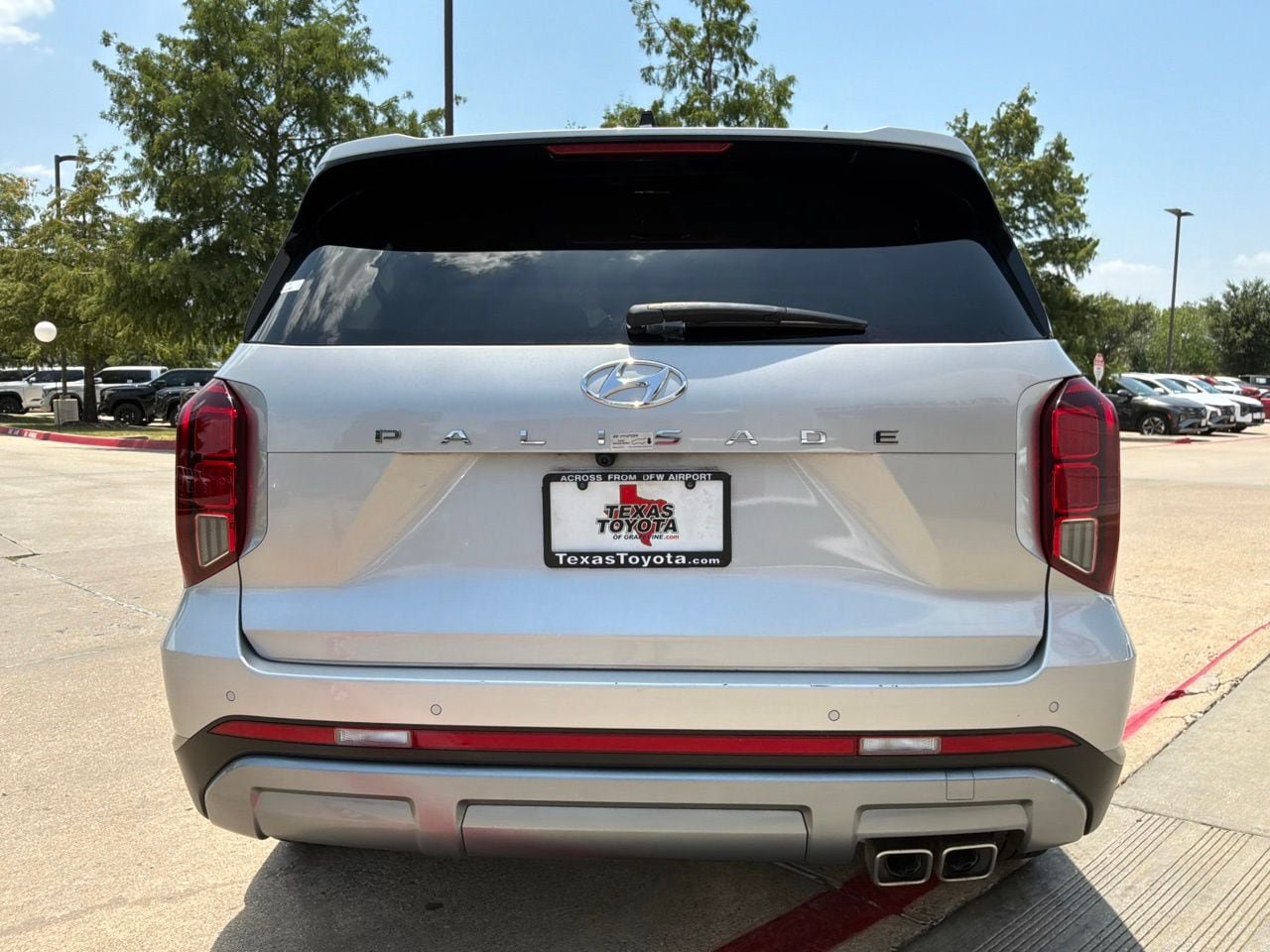 Used 2025 Hyundai Palisade SEL FWD image 7