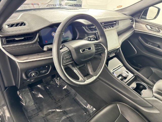 Used 2024 Jeep Grand Cherokee Limited 4xe AWD/4WD image 23
