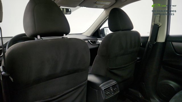Used 2015 Nissan Rogue S FWD image 44