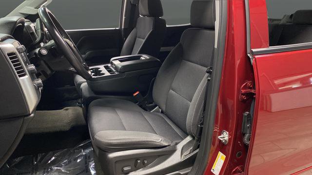 Used 2018 Chevrolet Silverado 1500 LT w/ All Star Edition AWD/4WD image 9