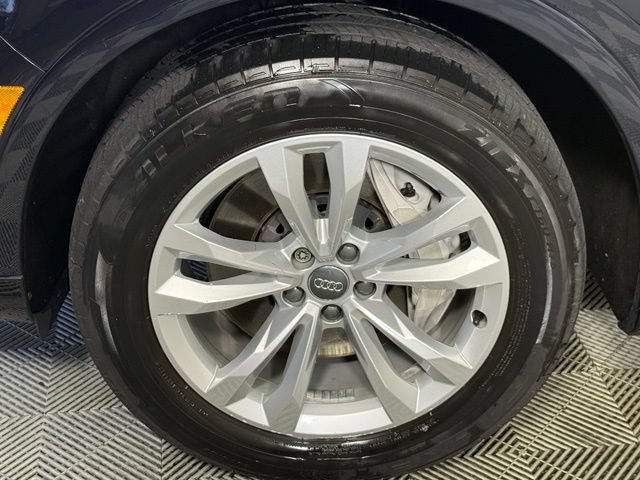 Used 2017 Audi Q7 2.0T Premium AWD/4WD image 14