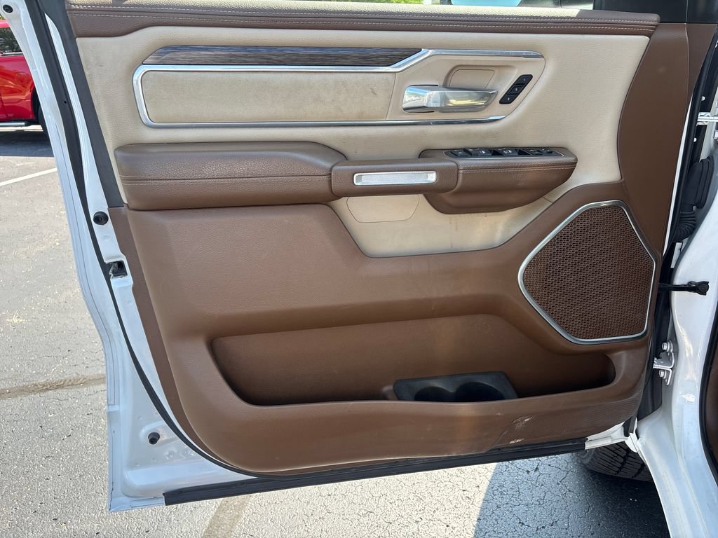 Used 2020 RAM 1500 Laramie AWD/4WD image 13