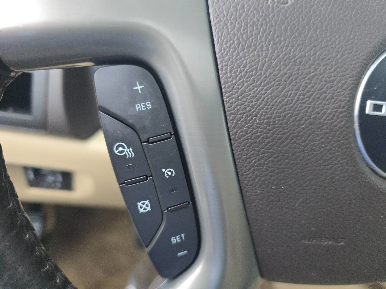 Used 2013 GMC Yukon Denali image 28