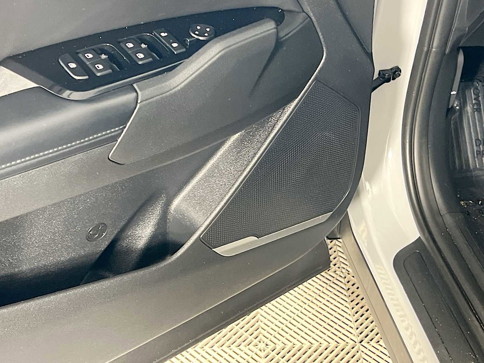 Used 2023 Kia Sportage X-Line image 19