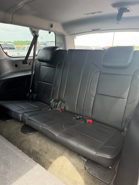 Used 2015 Chevrolet Suburban LT w/ Luxury Package AWD/4WD image 14