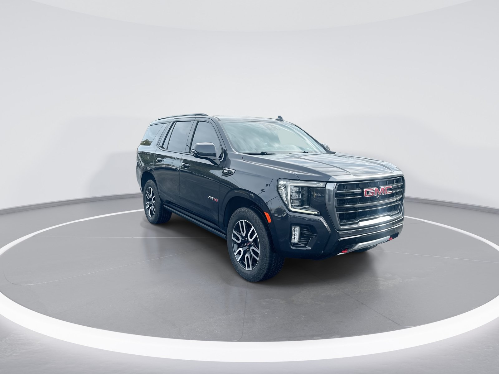 Used 2024 GMC Yukon AT4 w/ AT4 Premium Package AWD/4WD image 2