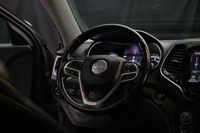 Used 2020 Jeep Cherokee Limited AWD/4WD image 14