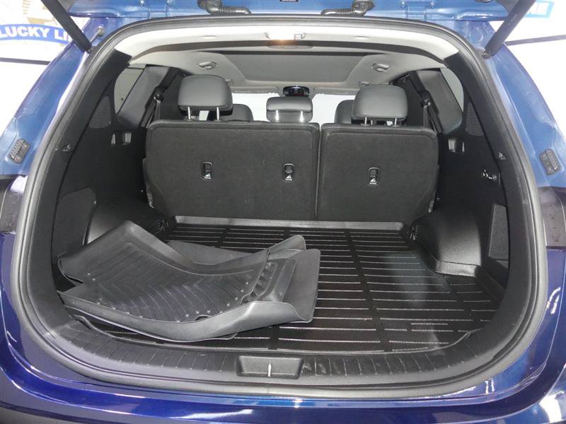 Used 2023 Hyundai Santa Fe SEL w/ Premium Package FWD image 9
