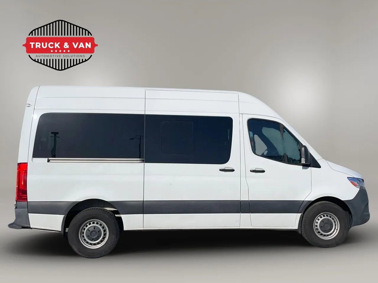 Used 2023 Mercedes-Benz Sprinter 2500 image 6