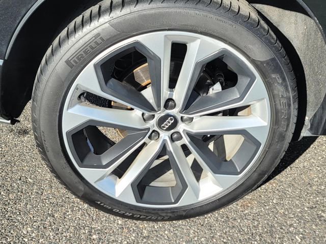 Used 2020 Audi Q3 2.0T Premium Plus w/ Premium Plus Package image 8