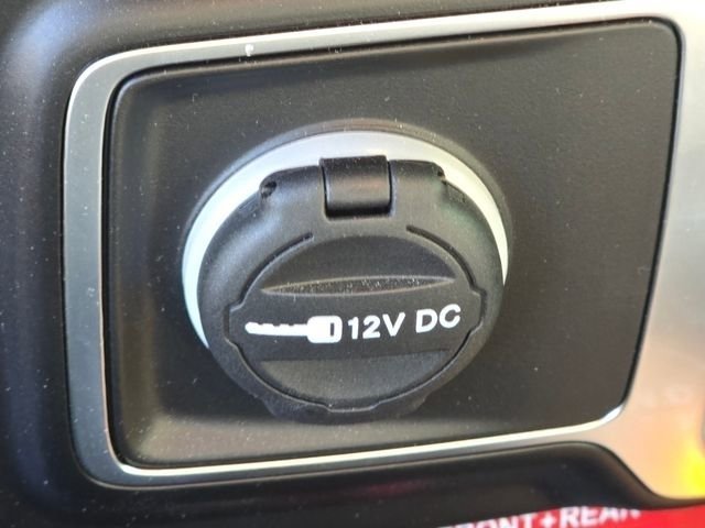 Used 2024 Jeep Wrangler Rubicon AWD/4WD image 14