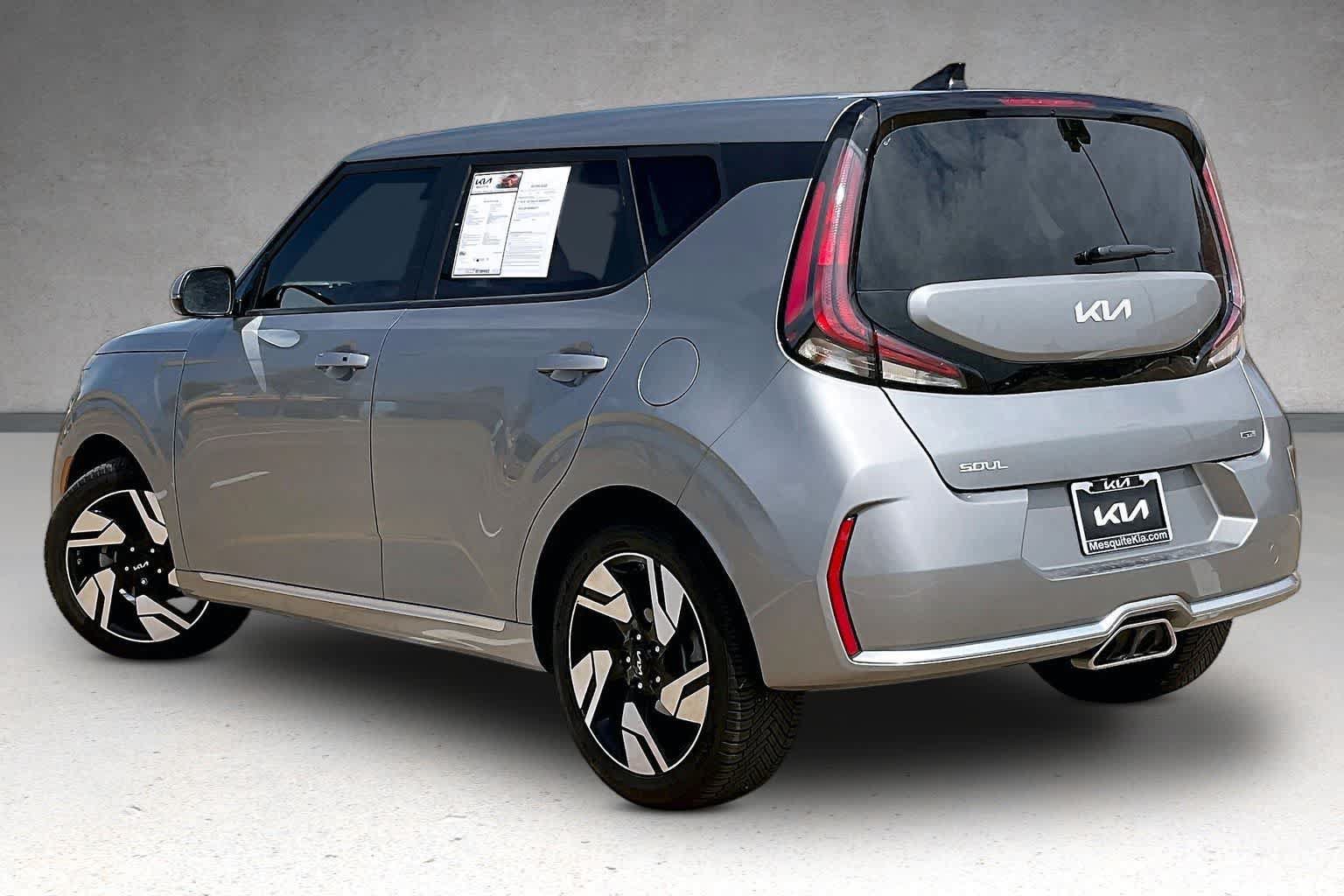 Certified 2024 Kia Soul GT-Line FWD image 4