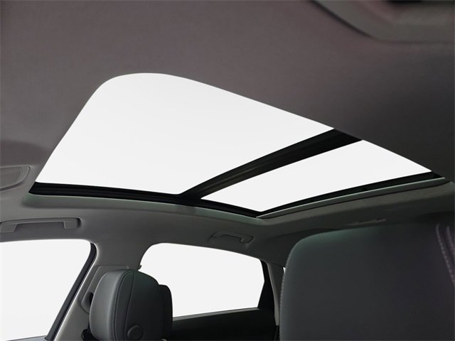 Used 2020 Audi e-tron Premium Plus image 30