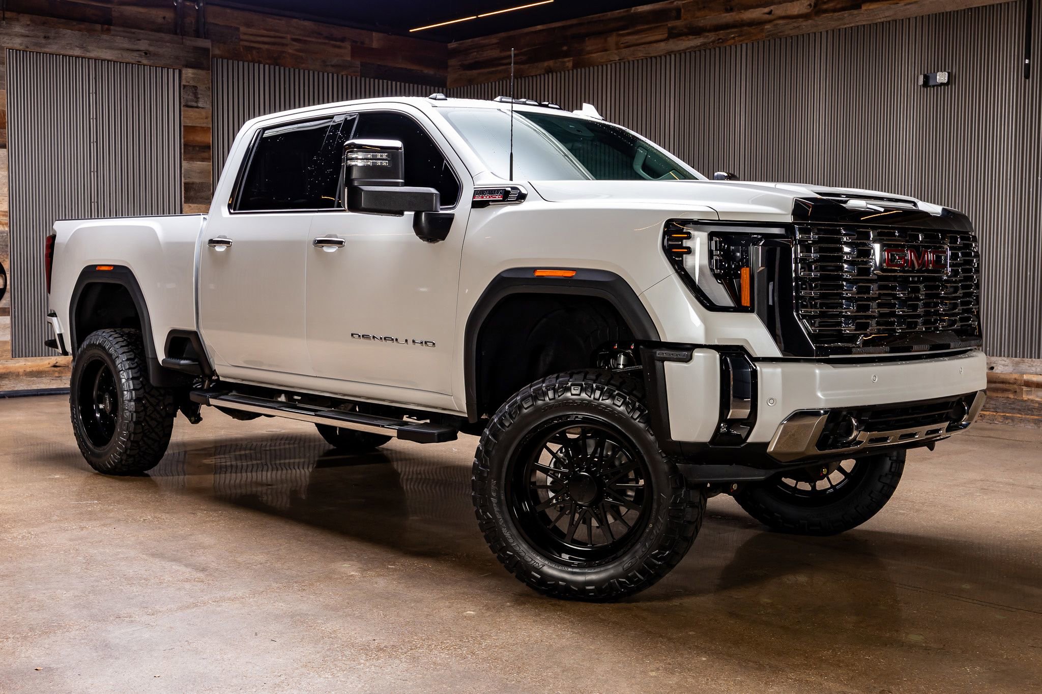 Used 2025 GMC Sierra 2500 Denali w/ Denali Reserve Package
