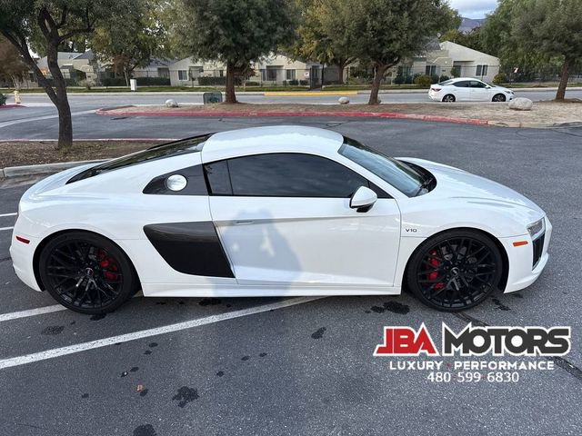 Used 2018 Audi R8 V10 w/ Carbon Exterior Package image 49