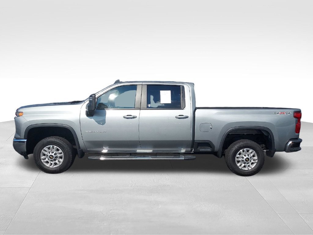 Used 2025 Chevrolet Silverado 2500 LT w/ Convenience Package AWD/4WD image 2