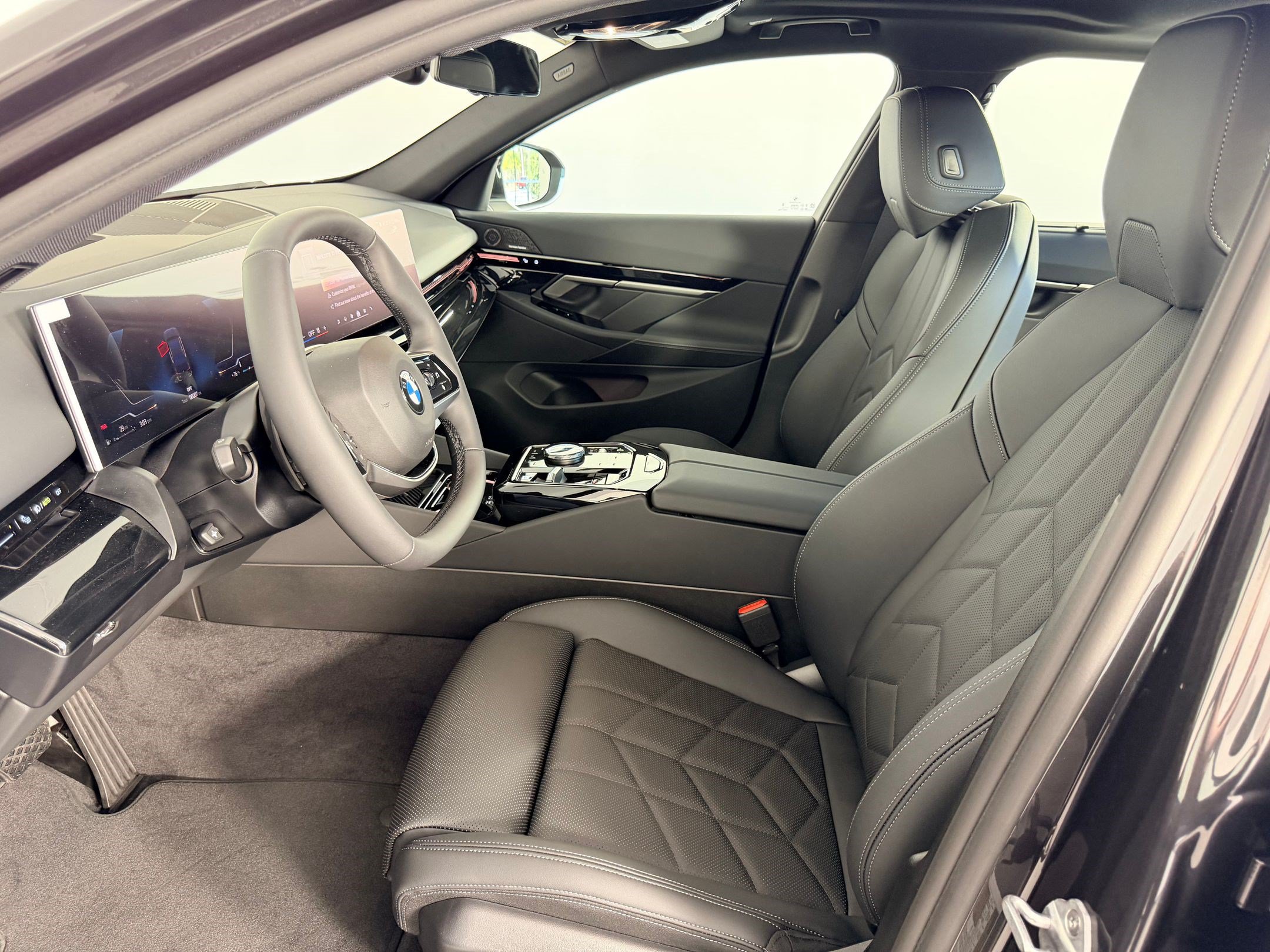 New 2026 BMW 530i RWD image 23