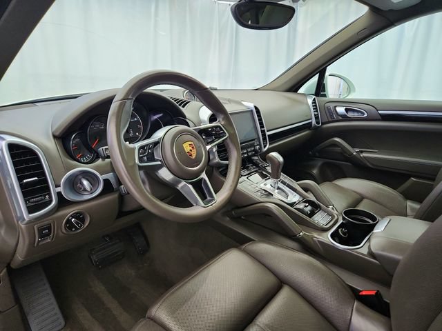 Used 2018 Porsche Cayenne Platinum Edition AWD/4WD image 9