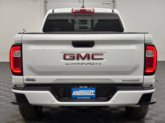 New 2026 GMC Canyon Elevation image 8