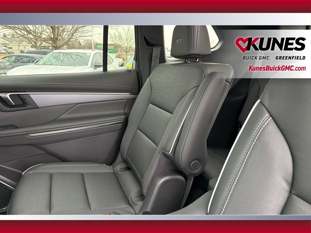 New 2026 Buick Enclave Sport Touring w/ LPO, Floor Liner Package image 38