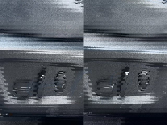 Used 2024 Mitsubishi Outlander SE image 28