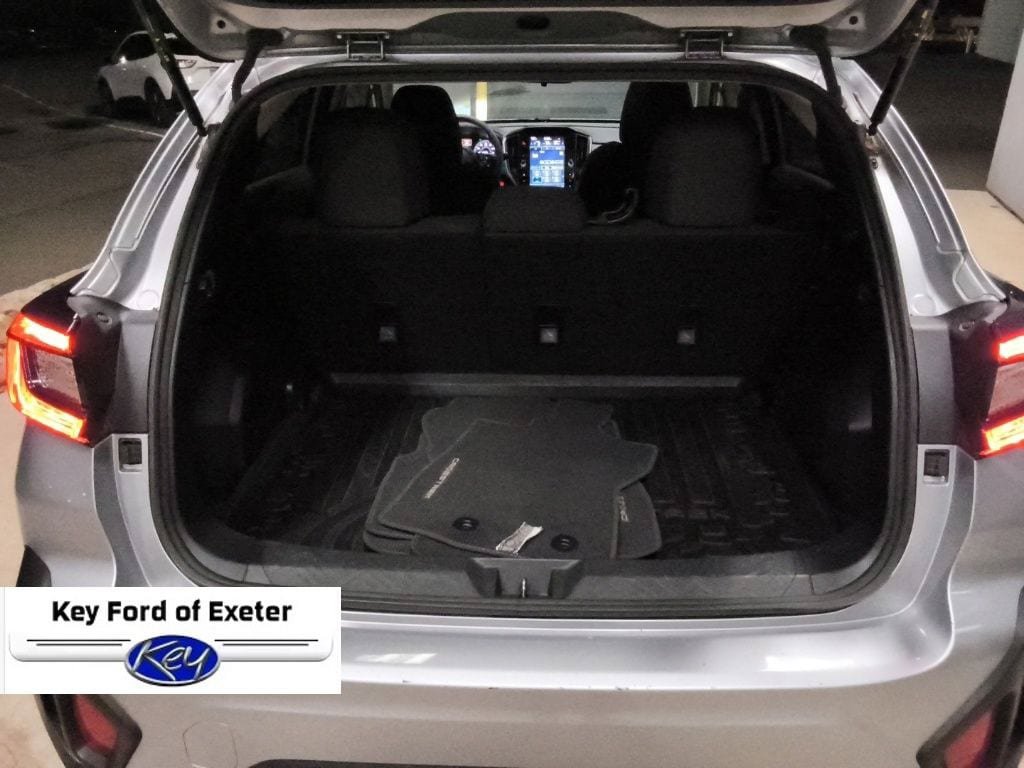 Used 2025 Subaru Crosstrek 2.5i Premium AWD/4WD image 11