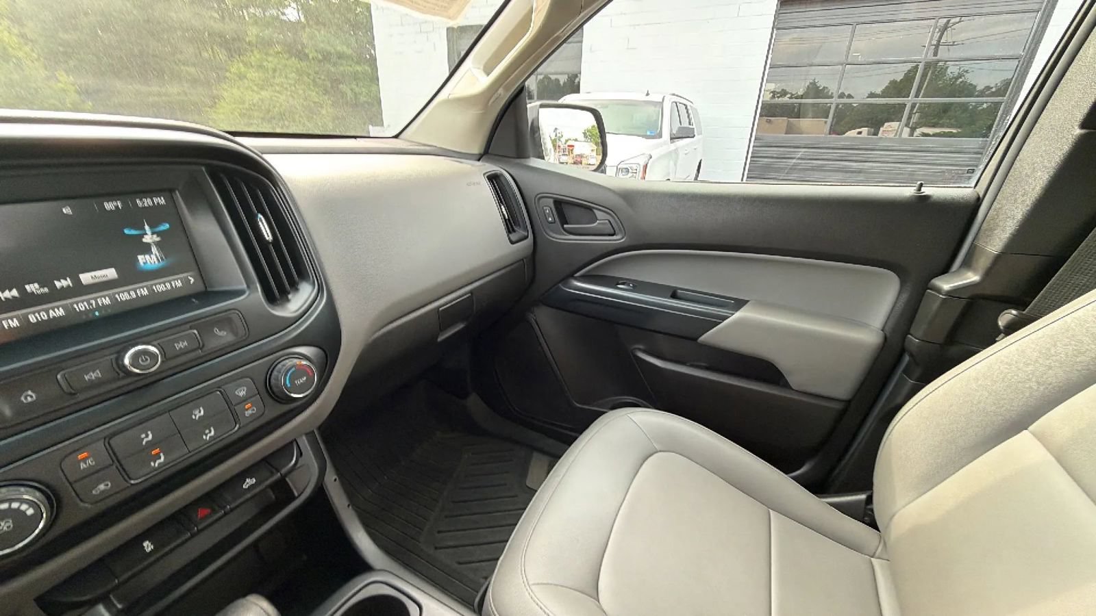 Used 2018 Chevrolet Colorado W/T AWD/4WD image 28