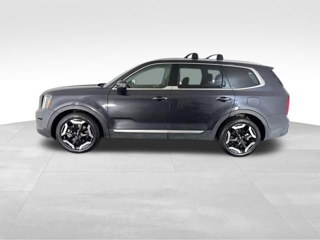Certified 2025 Kia Telluride S image 10