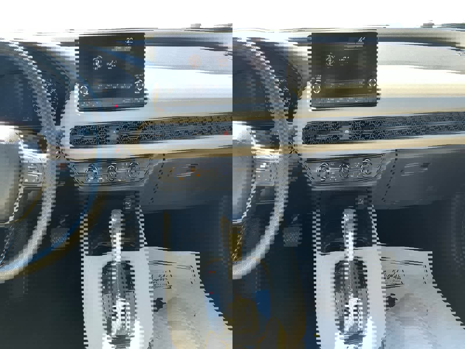 Used 2023 Honda HR-V LX image 11