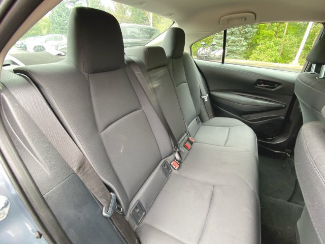 Used 2025 Toyota Corolla LE FWD image 24