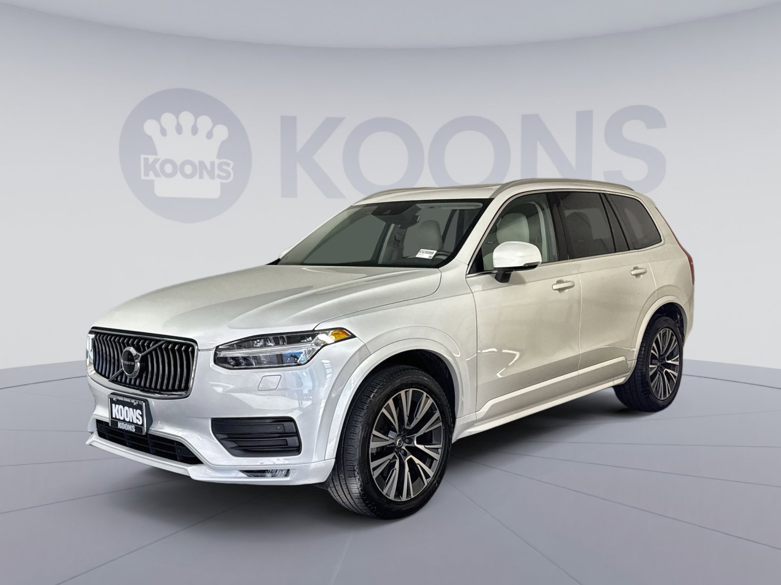 Used 2021 Volvo XC90 T6 Momentum