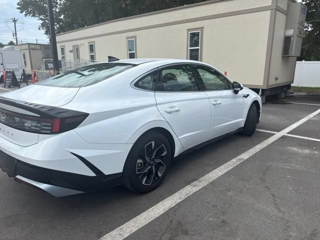 Used 2025 Hyundai Sonata SEL FWD image 3