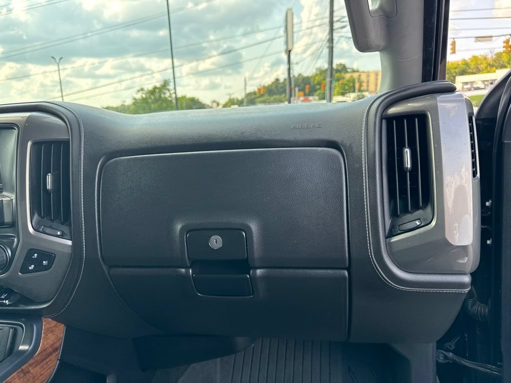 Used 2017 Chevrolet Silverado 2500 High Country AWD/4WD image 18