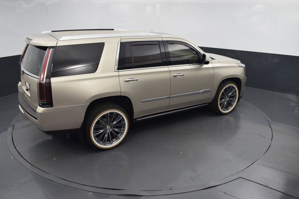 Used 2017 Cadillac Escalade Platinum image 52