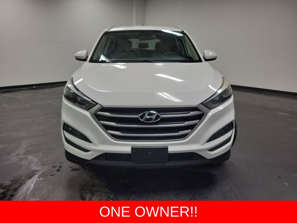 Used 2017 Hyundai Tucson SE image 2